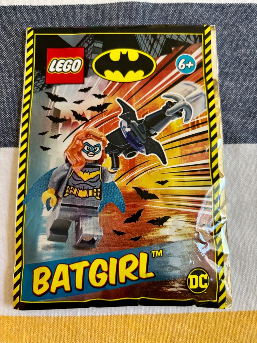 LEGO "Batgirl foil pack" 212115-1 UNOPENED